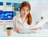 Đa dạng mẫu thời trang theo mùa